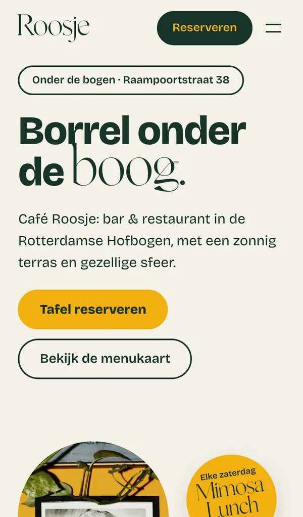Homepage van Café Roosje op mobiel